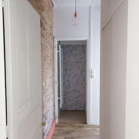 Casa vacanze Maison De Pecheur Cour Privee En Centre *